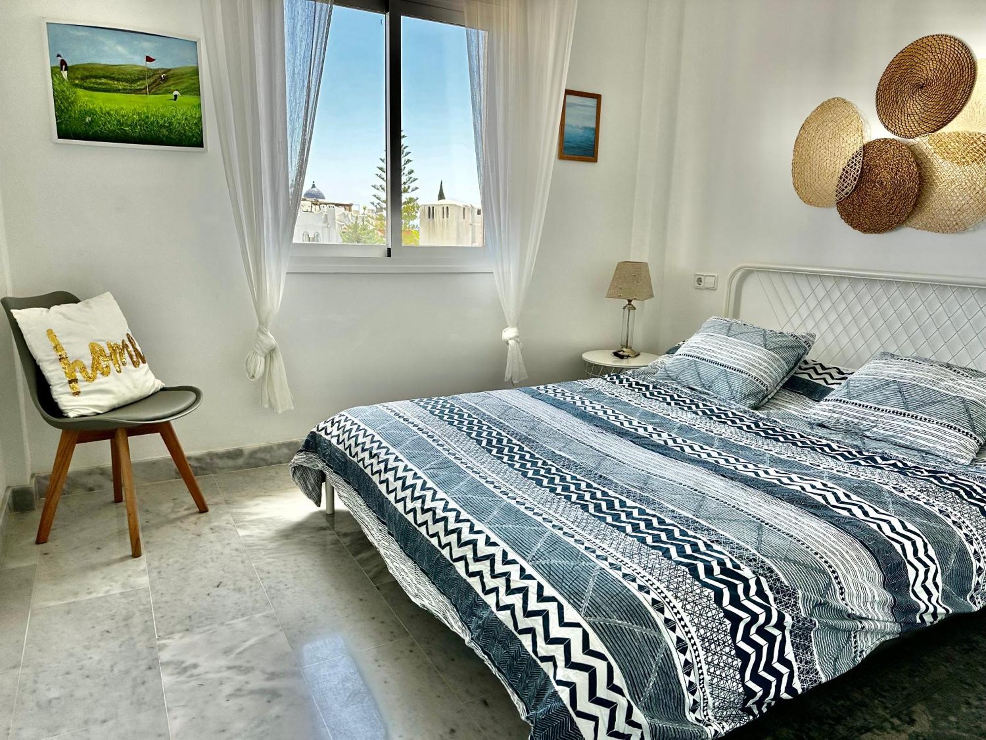 Bright Apartment 300M From The Beach Sitio de Calahonda Exterior photo