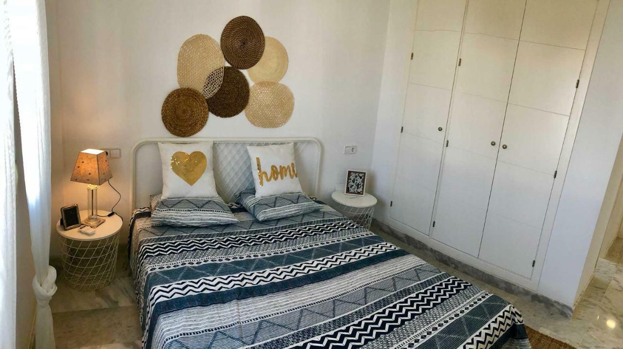 Bright Apartment 300M From The Beach Sitio de Calahonda Exterior photo