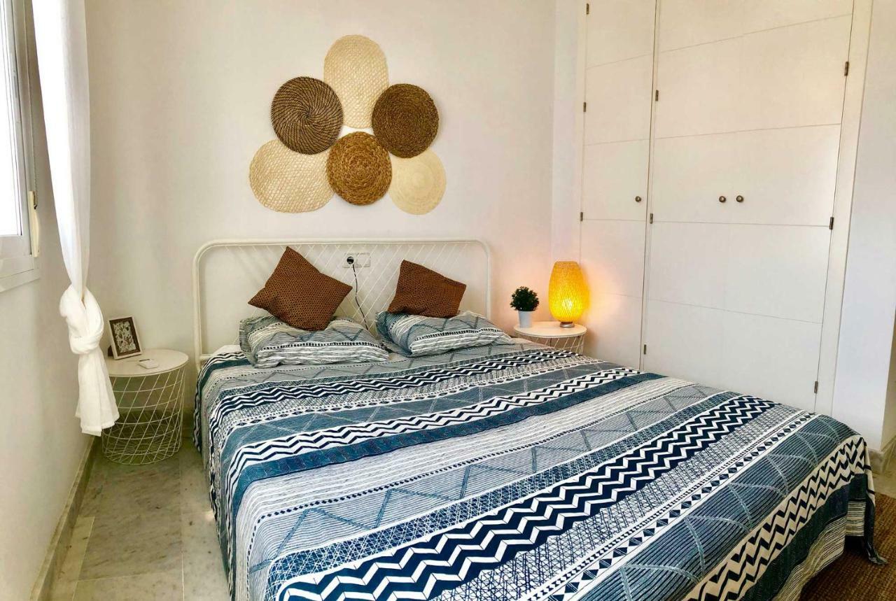 Bright Apartment 300M From The Beach Sitio de Calahonda Exterior photo